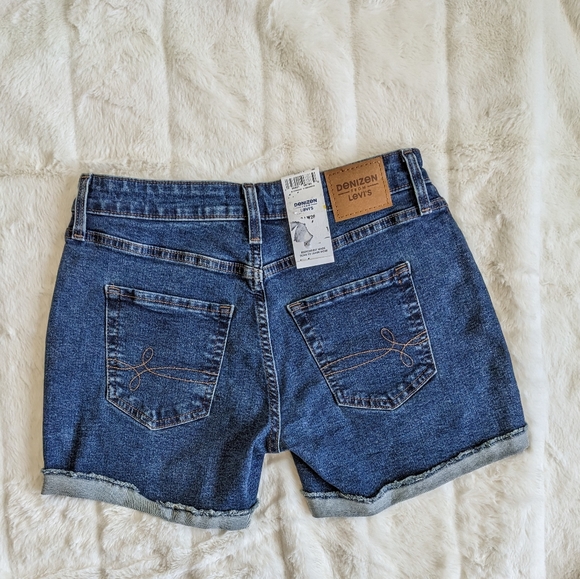 Levi's Denizen Mid Rise Denim Shorts Size 2 - Picture 2 of 8